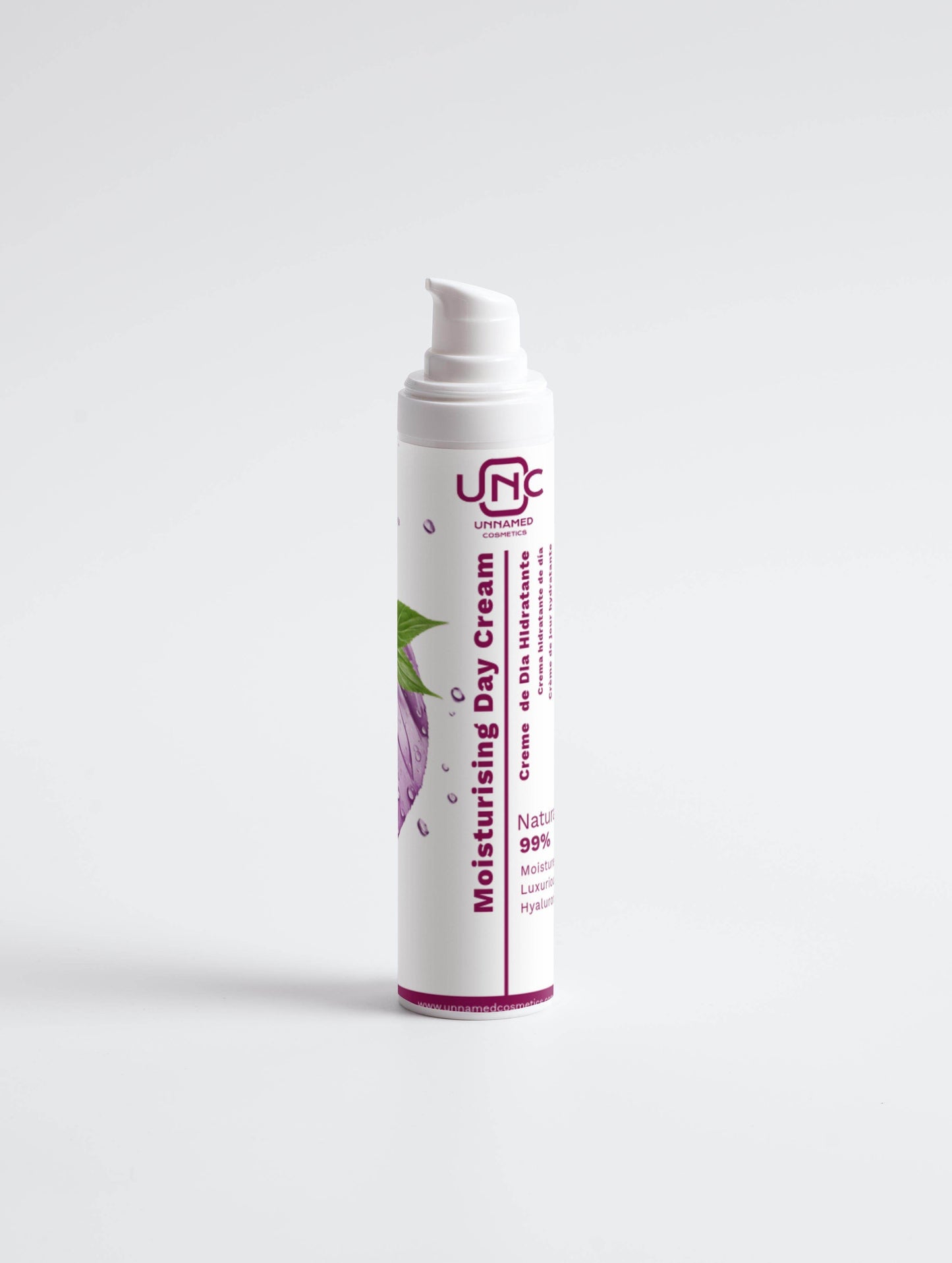 Moisturising Day Cream - All skin types (Skin type),Aloe Juice (Active ingredients),Betaine (Active ingredients),Dehydrated skin (Concern),face-care,Hyaluronic acid,Hyaluronic Acid (Active ingredients),Luxurious texture,Moisture boost,Moisturiser (Type),Normal (Skin type),White (Packaging color) - Unnamed Cosmetics
