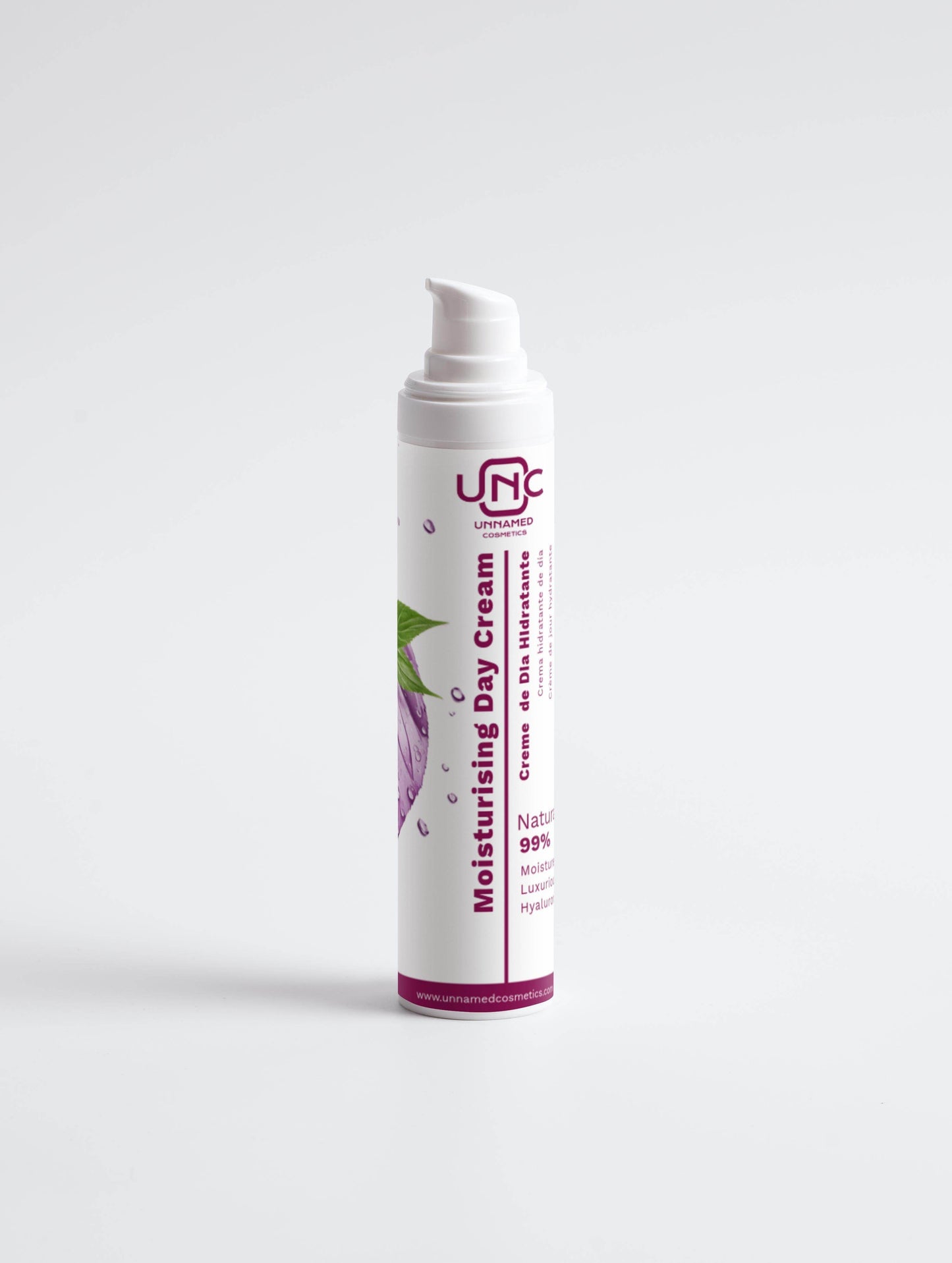 Moisturising Day Cream - All skin types (Skin type),Aloe Juice (Active ingredients),Betaine (Active ingredients),Dehydrated skin (Concern),face-care,Hyaluronic acid,Hyaluronic Acid (Active ingredients),Luxurious texture,Moisture boost,Moisturiser (Type),Normal (Skin type),White (Packaging color) - Unnamed Cosmetics