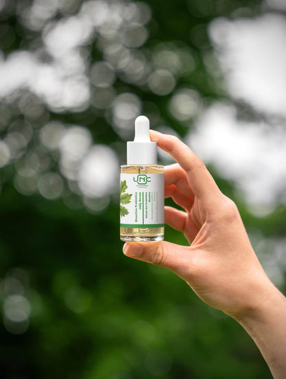 Sérum prebiótico vegan em frasco com conta-gotas, ideal para cuidados com a pele saudável